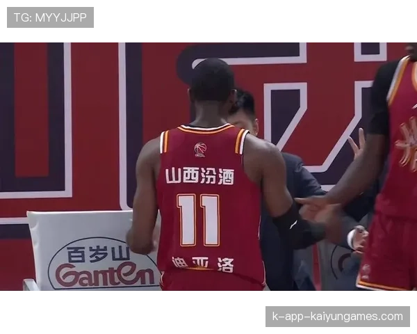 四大外援离队！淘汰广东的劲旅阵容大变，山西试训1米96锋线球员，广东4个外援